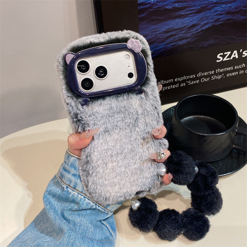 Funda de Teléfono de Felpa de  - Apple Iphone 15 reseña y precio