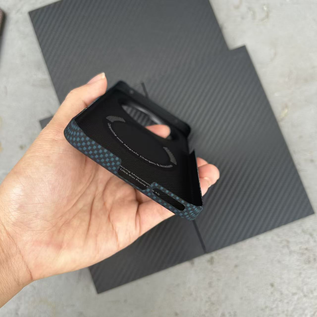 Fibra de carbono ultrafina par - Huawei Pura 70 reseña y precio